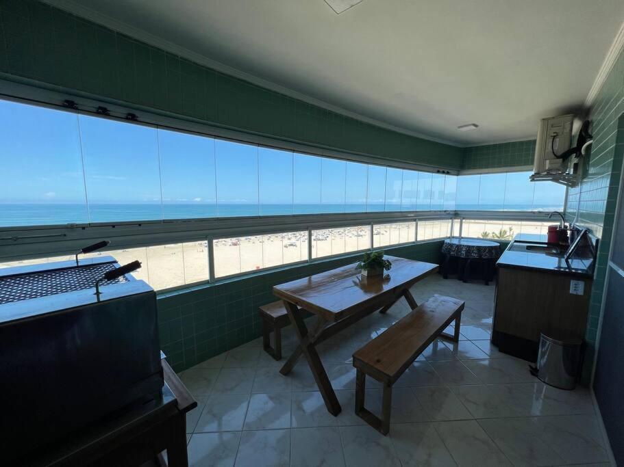 Apartamento Guilhermina De Frente Para O Mar Praia Grande  Bagian luar foto